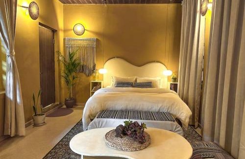 Thamel Apartment | The Melo pomelo courtyard. (Right in between Thamel and basantapur durbar square)