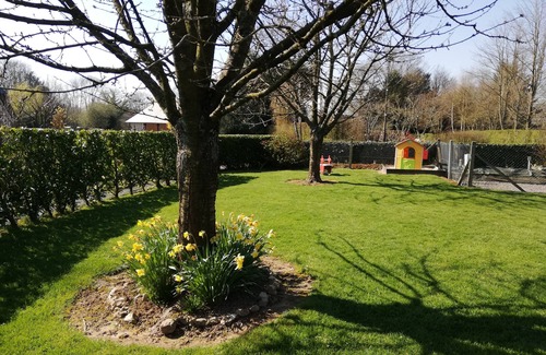 La Chapelle-Bayvel Ski Chalet | The Melrose, 4 people, located near Honfleur, Trouville and Deauville.