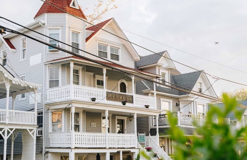 Ocean Grove House | The Melrose, Room 1A- Queen Bed & Bath: Romantic Getaway, Steps from the Beach,