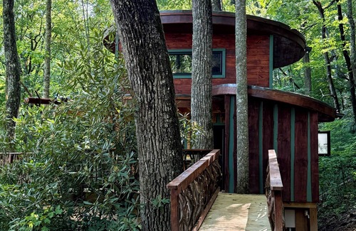 Sugarfork Cabin | The Mēos Treehouse, The Mēos - by Highlands Treehouse Retreat