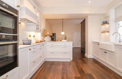 Southwold Cottage | THE MIDDLE HOUSE, pet friendly, luxury holiday cottage in Southwold