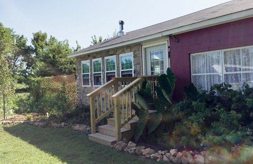 Sarcoxie Cottage | The Milk House at Ozark Highlands Farms