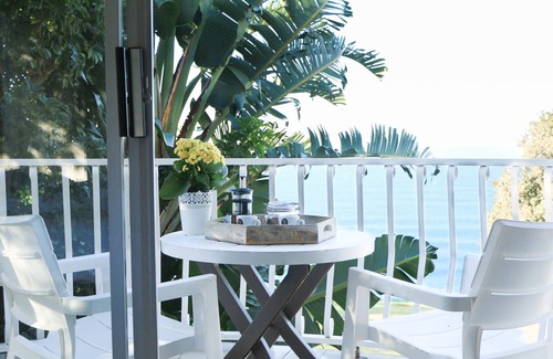 Athlone Hotel | The Milkwood Beach Apartments
