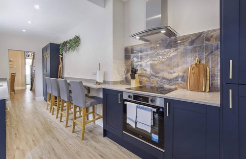 York House | The Milton sleeps 8, close to York city, pet friendly