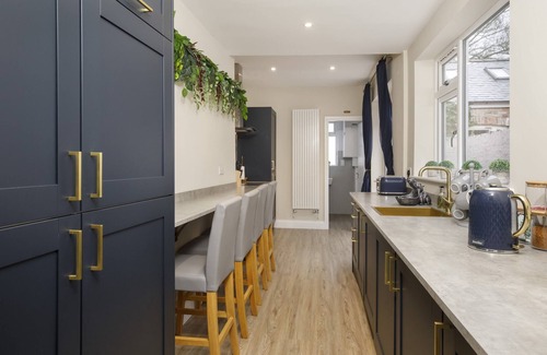 York House | The Milton sleeps 8, close to York city, pet friendly