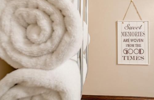 Middleton House | The Miners Rest