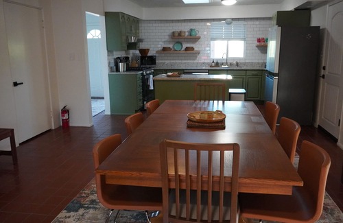Miramonte House | The Miramonte - Walking Distance to UofA - Well Appointed & Spacious with Pool