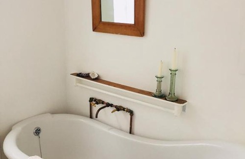 Onrus House | The Missions House