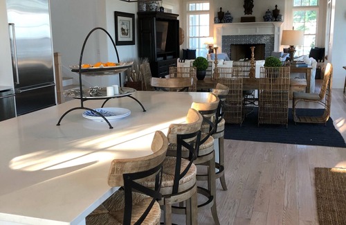 Pass Christian House | “The Mississippi House of Pass Christian” Gulf Front Farmhouse with Pool