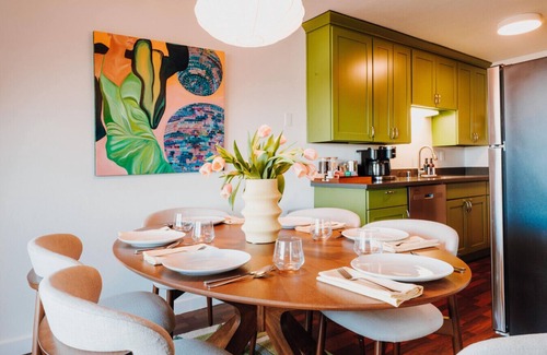 Laurelhurst Apartment | The Mod House | Stylish 3BR Retreat Near UW