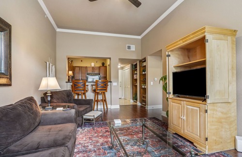 Mid City South Condo | The Mod Loft in Bocage Baton Rouge