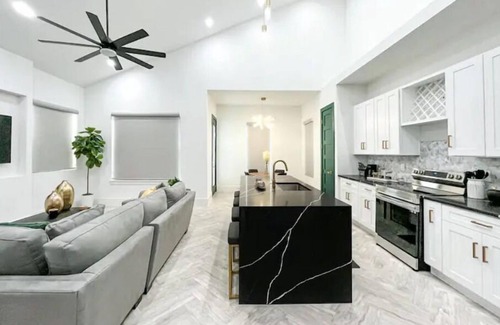 Eastside Promise Neighborhood House | The Modern Belmont *DT Pearl ATT