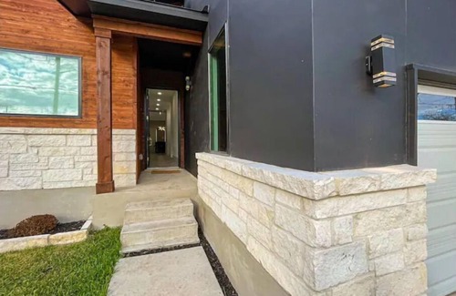 Eastside Promise Neighborhood House | The Modern Belmont *DT Pearl ATT