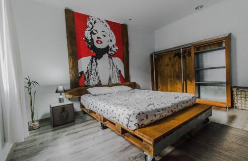 Machico Apartment | The Modern & Recycled House