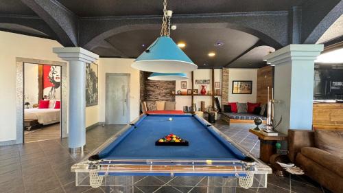 Machico Apartment | The Modern & Recycled House