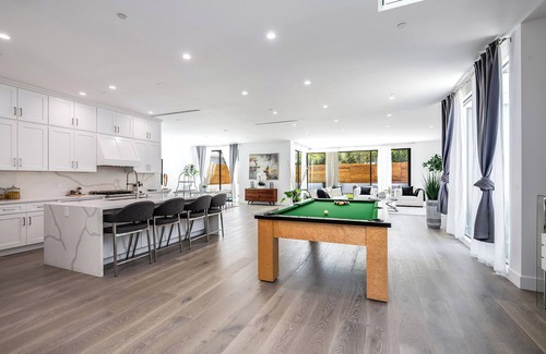 Encino Villa | The Modern Serenity Retreat