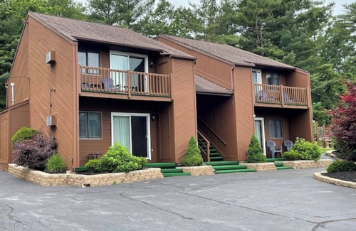 Lake George Condo | The Mohican Resort Motel Groups Condo 34