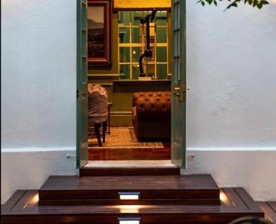 Greater Johannesburg Metropolitan Area Hotel | The Monarch Hotel