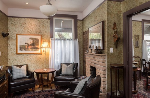 Lower Pacific Heights Bed & Breakfast | The Monte Cristo