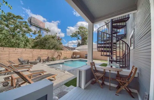 Downtown San Antonio Apartment | The Monty #4-Luxury, Downtown, near the River Walk