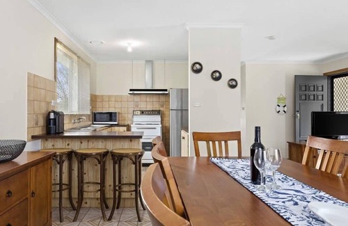 St Leonards House | The Moorings I Pet Friendly