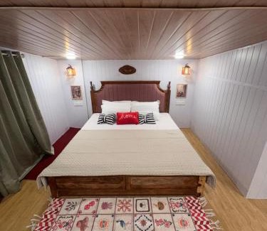 Pali Hill Apartment | The Mosaic House Bandras 120 Year Old Gem
