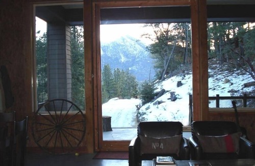 Pine Cove House | The Most Amazing Views in Idyllwild! - Sleeps 16