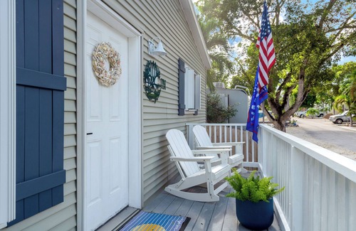 Key Largo Village House | THE MOST BEAUTIFUL SUNSETS at Coastal Waterway, in Key Largo FL!