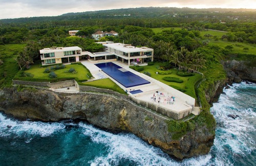 Cabrera Villa | The most renowned oceanfront luxury vacation retreat in Dominican Republic!