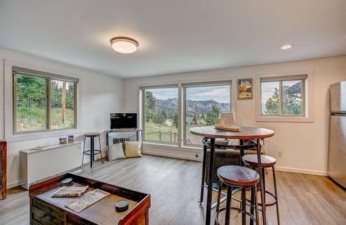 Estes Park Apartment | The Mountain House