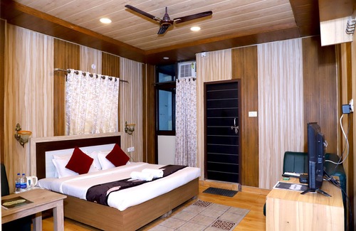 Rishikesh Hotel | The Mountain View