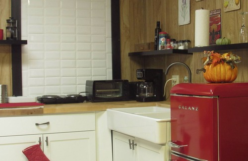 Lansing Apartment | The Mountaineer Lodge