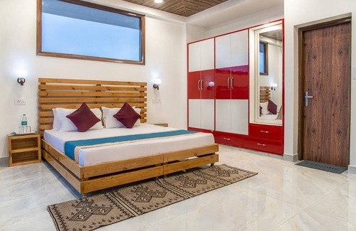 Kuthar Apartment | The Mountains Retreat