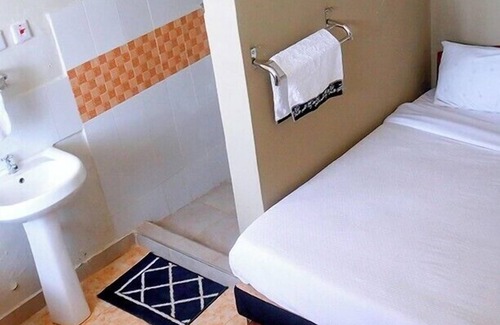 Thika Hotel | The Mugumo Valley Resort