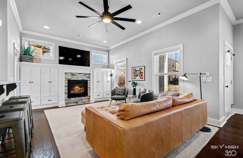 Benton County House | The Neighbor's Nest Near Pinnacle Hills