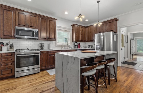 Saratoga Springs House | The Nelly House.A Big, Beautiful, Updated house.