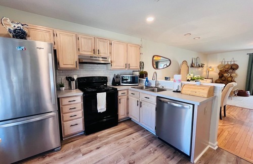 Saint Simons Island House | The Nest at Pelican Place - Peaceful Island Stay