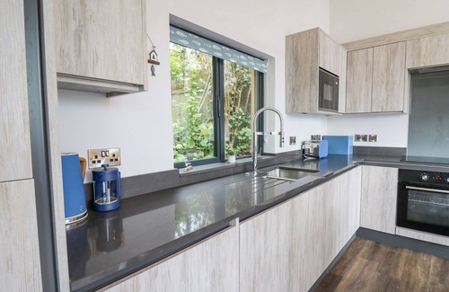 Tenby Cottage | The Nest Brython