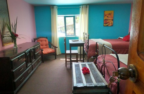 Huaran House | The Nest of Natural Silence Among the Mountains