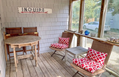 Ocracoke House | The Net House: Quaint Restored Cottage Once a Net House