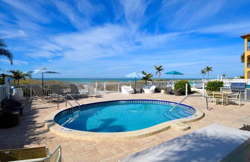 Indian Shores Resort | The New Hotel Collection Beachfront