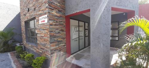 Maun House | The New Mall Guesthouse