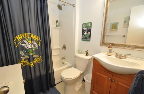 South Bend House | The New Manor, a Notre Dame themed room rental