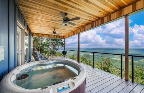 Mentone Cottage | The NEW Overlook-brand new, sleeps 6