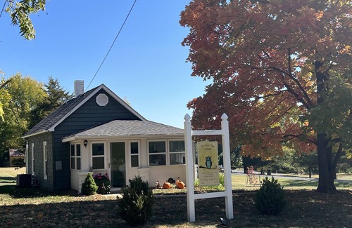 Columbia House | The Night Owl Cottage