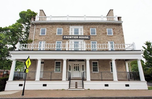 Lewiston Apartment | The Nightingale
