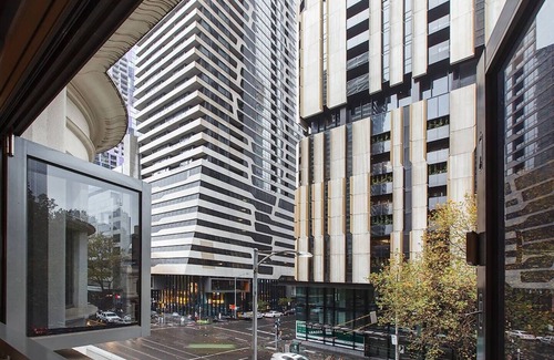 Melbourne Central Business District Apartment | The Nook A Prime Location to Explore Melbourne