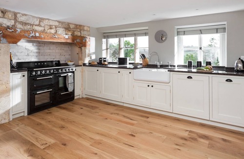 Guiting Power Cottage | The Nook boasts pretty views over the stunning Cotswolds rooftops in the village of Guiting Power