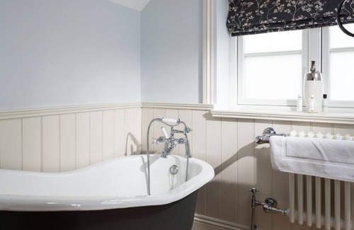 Guiting Power Cottage | The Nook boasts pretty views over the stunning Cotswolds rooftops in the village of Guiting Power