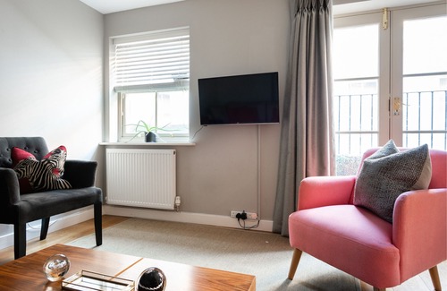 Paddington Villa | The Norfolk Maisonette - Lovely 4BDR Mews Home in Paddington
